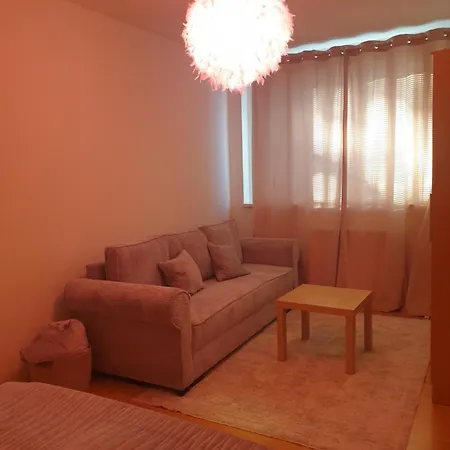 Triangel 1-04 Apartment